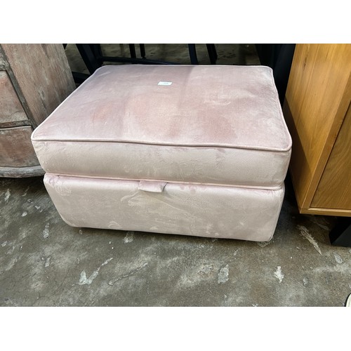 3136 - A Hoxton pink velvet upholstered ottoman footstool