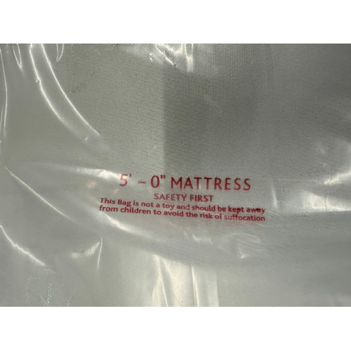 3155 - A king size mattress