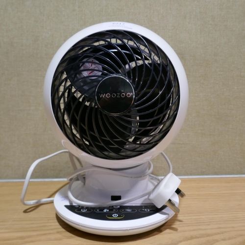 6122 - Iris Woozoo white desk Fan, no remote (339-347) *This lot is subject to Vat