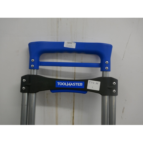 5033 - A Tool Master fold away sack truck