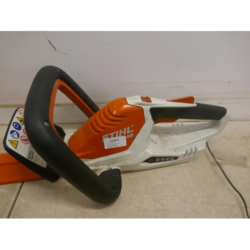 5082 - A Stihl HSA45 2020 cordless rechargeable hedge trimmer with box and charger