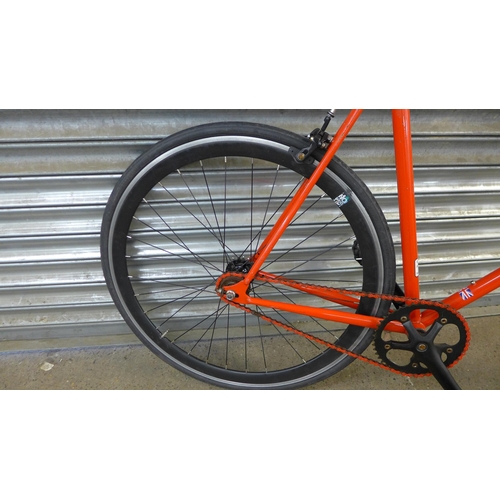 5130F - A steel framed single speed racing bike  * Police repossession