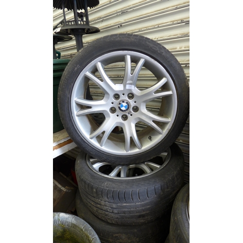 5147 - A set of four BMW alloy wheels with 255/40 ZR19 tyres