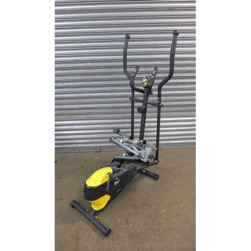 5191 - An Everest cross trainer and Tesco stepper