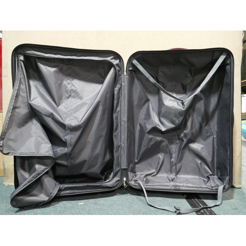 6186 - American Tourister Jetdriver Large suitcase *This lot is subject to Vat