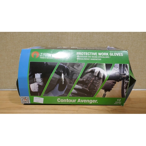 6093 - Contour Precision Work Gloves And Two packs of Gardening Gloves *This lot is subject to Vat