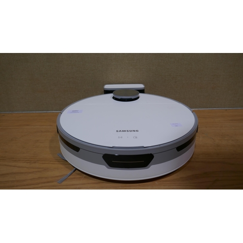 6097 - Samsung Jet Bot Vacuum cleaner with box and accessories, original RRP £449.99 *This lot is subject t... 