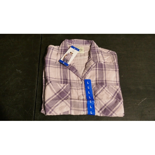 6230 - Jachs Girlfriend shirts x 30 with tags, purple, blue and pink, various sizes. Majority with tags (L3... 