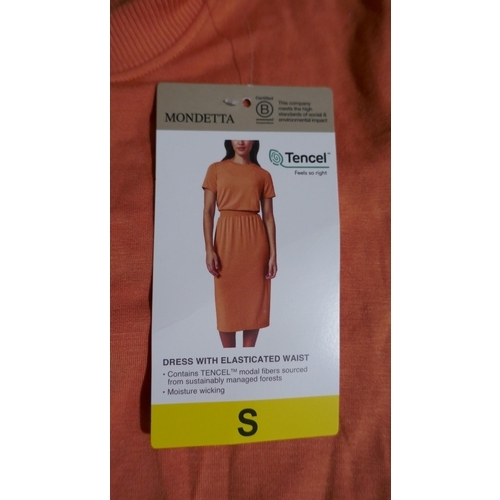 6207 - Mondetta dresses with elasticated waist x 20, various sizes in orange brown and black. Majority with... 