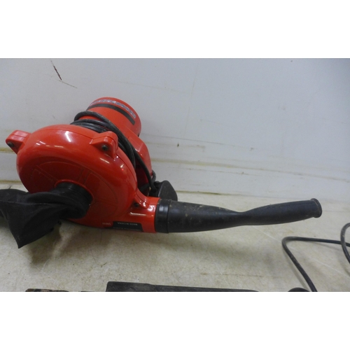 5048 - 4 assorted power tools including a Makita 9911 belt sander, a Makita 1923BD power planer, a 500W, 24... 