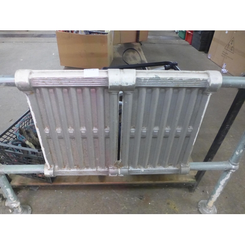 5287 - An Ideal Standard vintage chrome towel rail with integrated radiator