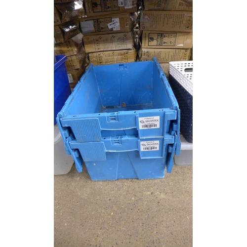 5292 - 9 assorted plastic storage boxes