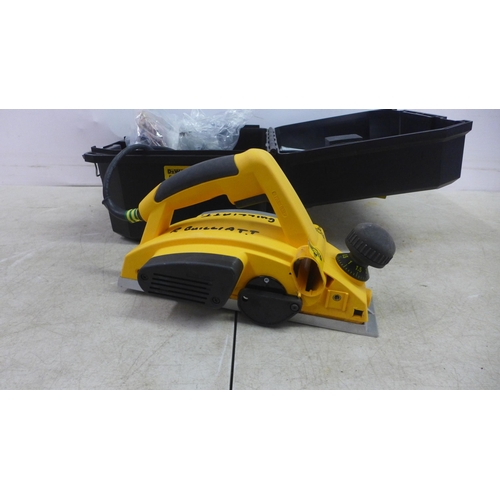 5003 - A DeWalt DW678, 110V, power plane - in case