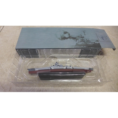 5071 - A collection of assorted scale models and model building kits including the HMS Type 23 Frigate-Monm... 