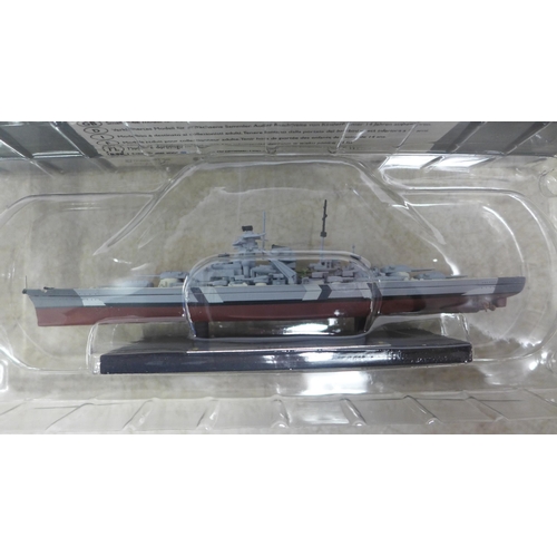 5071 - A collection of assorted scale models and model building kits including the HMS Type 23 Frigate-Monm... 