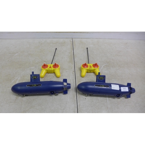 5072 - 2 remote controlled T-218 submarines with remotes