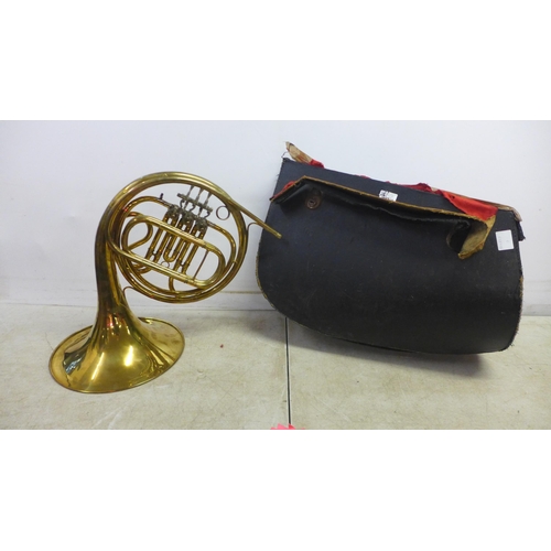 5082 - 2 brass French horn wind instruments, both in cases