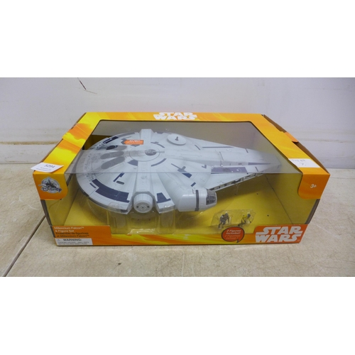 5094 - A quantity of Star Wars collectables including a toy Millenium Falcon and figure set and a Model X-W... 