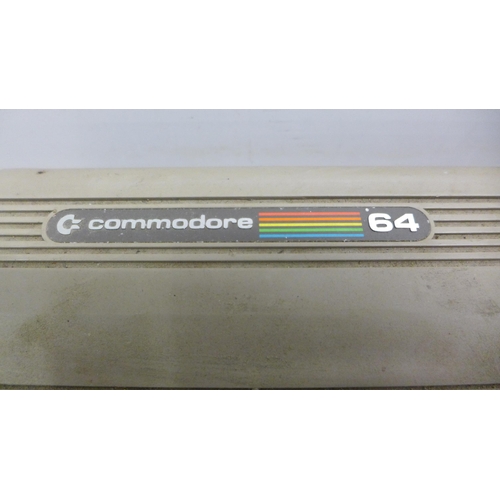 5120 - A Commodore 64 retro gaming console with C64 transformer