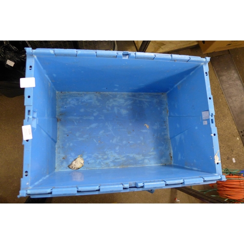 5324 - 5 plastic stacking storage boxes