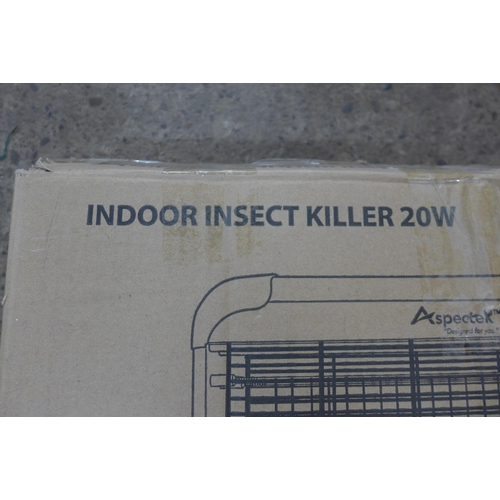 5325A - 50 indoor insect killers, 20W