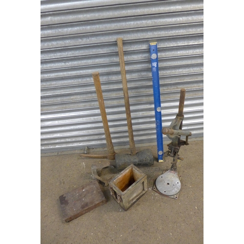 5333 - A quantity of assorted tools including a pick axe, a large rubber mallet, vintage drill press, spiri... 