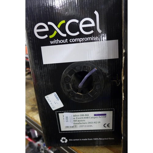 5338 - A quantity of Excel cat5e ethernet cable