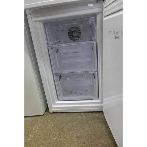 5165 - A Logik free standing 50-50 fridge freezer