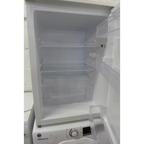 5170 - A Hotpoint H55RM1110WUK free standing under counter fridge