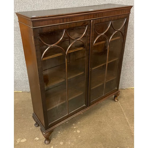 120 - An early 20th Century mahogany two door bookcase