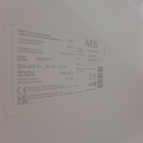 4005 - AEG Integrated 60/40 Fridge Freezer (Frost Free) Scratch to fridge door Original RRP £832.50 + Vat (... 