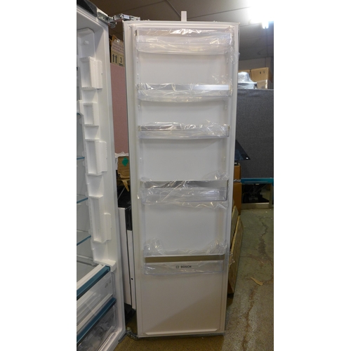 4010 - Bosch Built In Tower Fridge, Original RRP £665.83 + Vat (468-125), *This lot is subject to VAT