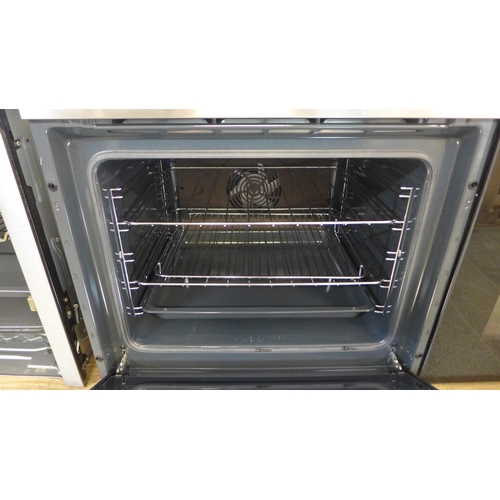 4136 - Zanussi Single Fan Oven, Original RRP £224.17 + Vat (468-97), *This lot is subject to VAT