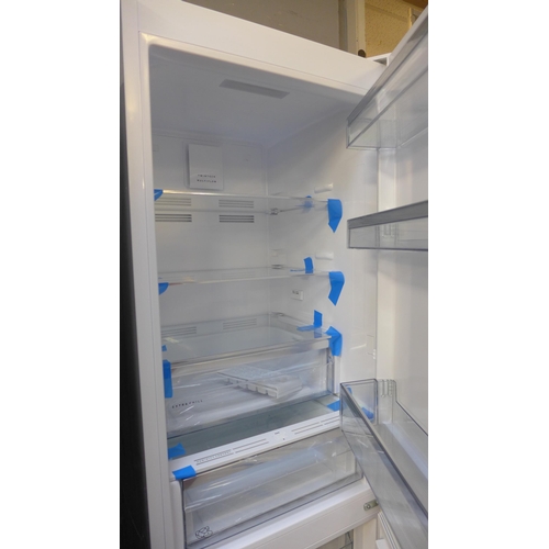 4184 - AEG Freestanding 60/40 Fridge Freezer (Frost Free), Original RRP £657.50 + Vat (468-136), *This lot ... 