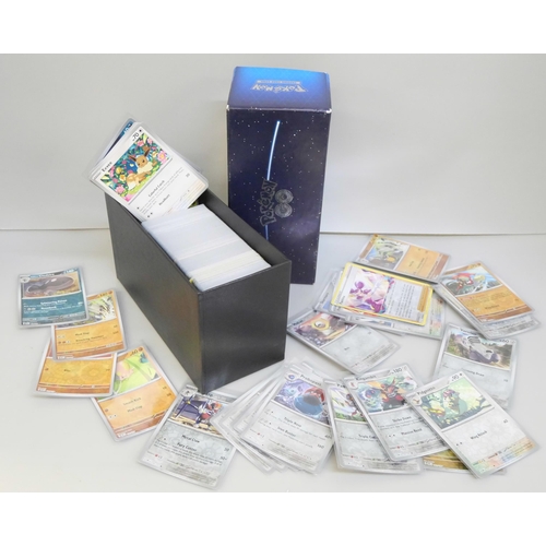 2024 - 500+ Pokemon cards including holographic