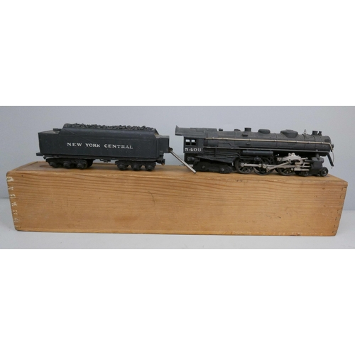 2068 - Two Graham Farish OO gauge locomotives and tenders