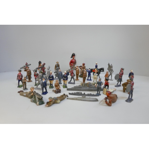 2080 - Lead and elastolin military figures