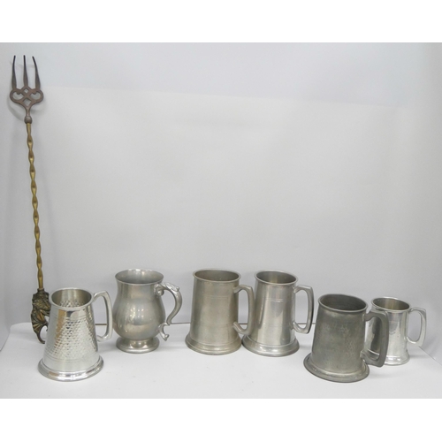 2278 - Two boxes of metal wares including brass, copper and pewter **PLEASE NOTE THIS LOT IS NOT ELIGIBLE F... 