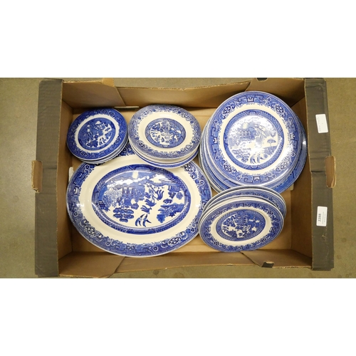 2288 - A collection of Royal Wessex dinnerware including serving dish with lid, dinner plates, side plates,... 