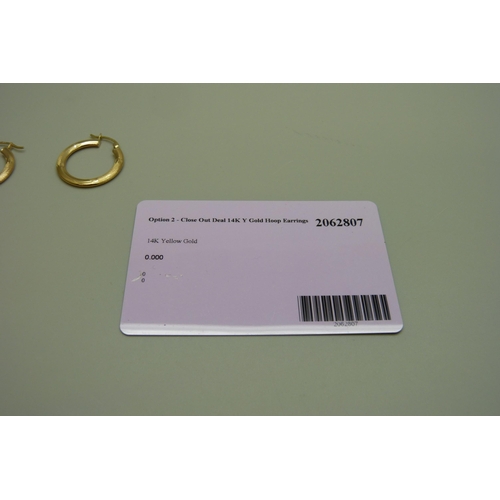 7024 - A pair of 14ct gold hoop earrings, 2g