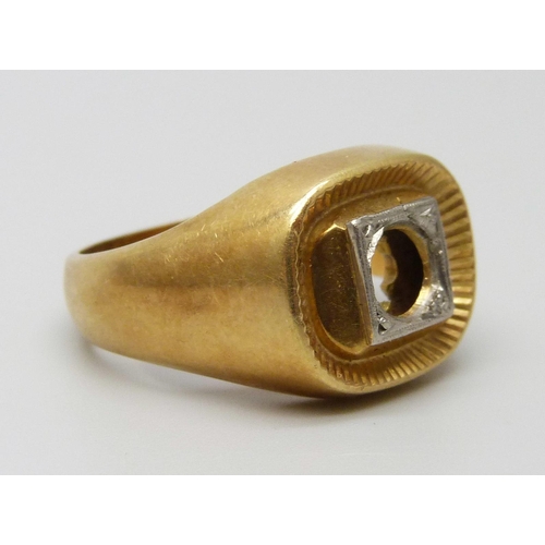 7064 - A yellow metal ring, marked 750, lacking stone, 13.9g, R