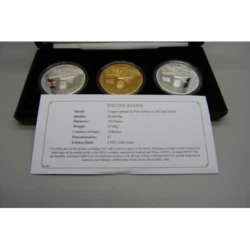 7189 - The Official 2022 Royal National Lifeboat Institution £5 coin collection, proof-like