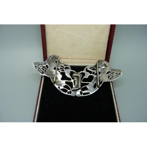 7196 - A silver nurses belt buckle, London 1903, Samuel Jacob, 59g