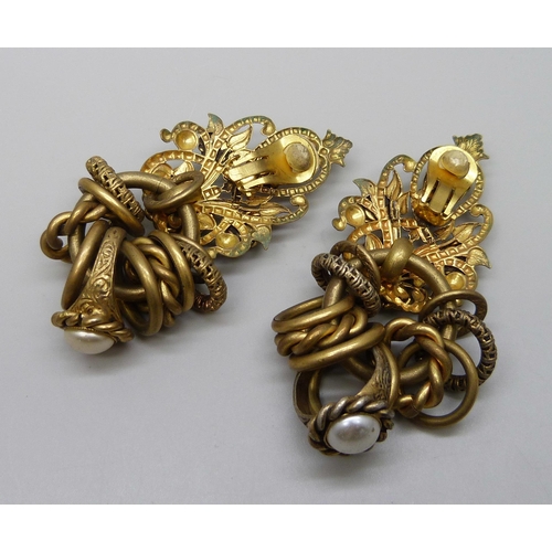 7201 - A pair of large vintage Butler and Wilson earrings