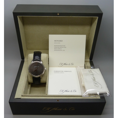 7268 - An H. Moser & Cie Monard platinum manual wind wristwatch with exhibition case back and power reserve... 