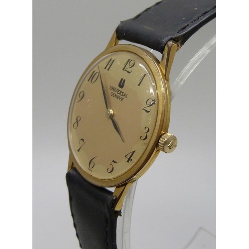 7272 - A Universal Geneve gold plated manual wind wristwatch, 31mm