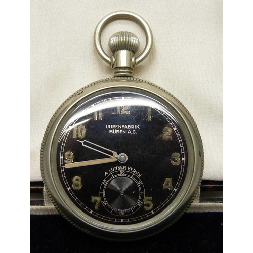 7282 - A German Buren A.G. Uhrenfabrik military style pocket watch, dial also marked A. Lunser Berlin, the ... 