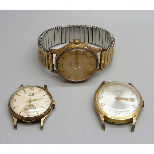 7293 - A Smiths De Luxe gold plated manual wind bracelet watch, together with two Smiths Astral watch heads