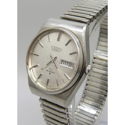 7300 - A Seiko LM stainless steel automatic bracelet watch, ref. 5606 8070, circa 1977, 34mm