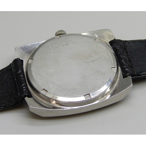 7310 - A Certina Argonaut stainless steel manual wind wristwatch, circa 1967, 34mm